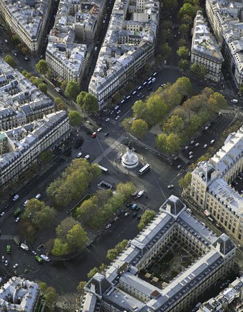 Place de la République before aerial view / © Air-Images.net